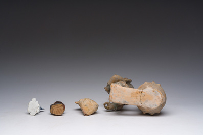 A varied collection of works of art, a.o. Africa and South America, 20th C. and older