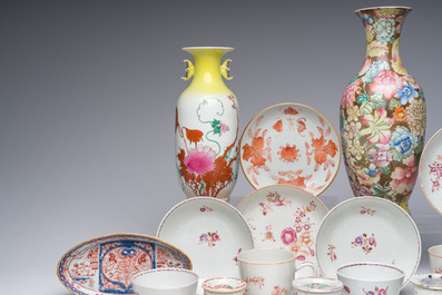 Een diverse collectie Chinees porselein, 18de/19de eeuw