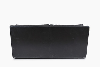 Antonio Citterio (1950): A black leather 'Baisity' sofa for B&amp;B Italia, 1980's