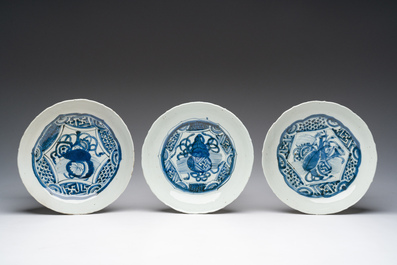 Three Chinese blue and white molded Kraak porcelain plates with double gourd designs, Wanli