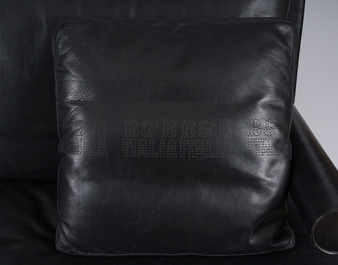 Antonio Citterio (1950): A black leather 'Baisity' sofa for B&amp;B Italia, 1980's