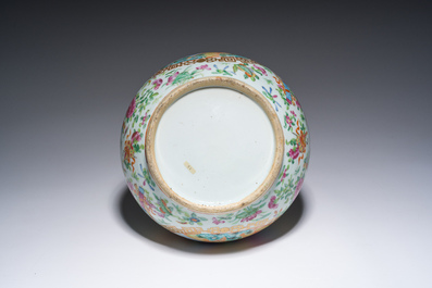 A Chinese Canton famille rose bottle vase, 19th C.