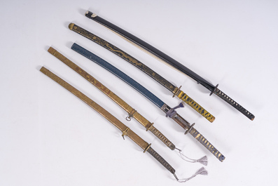 Vijf Japanse katana, 19de/20ste eeuw