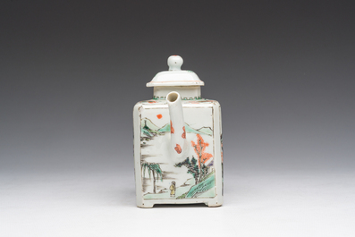 A rectangular Chinese famille verte teapot and cover, Kangxi