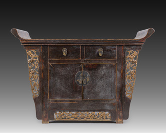 A Chinese wooden altar cabinet ('jia tang gui') with openworked ends, Guangdong/Fujian, late Qing/Republic