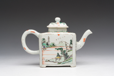 A rectangular Chinese famille verte teapot and cover, Kangxi