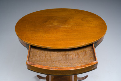 Jean-Joseph Chapuis (1765-1864): A brass inlaid wooden gueridon on four curved supports, first quarter 19th C.