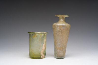 Drie Romeinse glazen flesjes, 1ste/4de eeuw