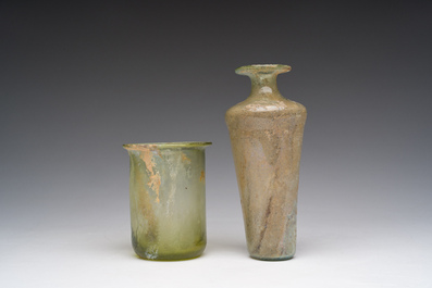 Drie Romeinse glazen flesjes, 1ste/4de eeuw