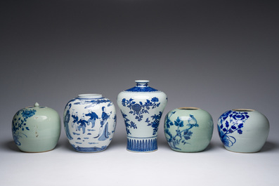 Five Chinese blue and white jars and vases with floral design and figures in a landscape, 19th/20th C.