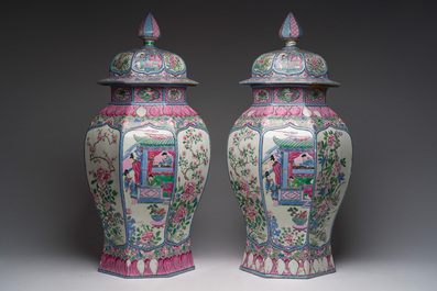 A pair of French Samson famille rose style vases and covers with animated scenes and floral design, Paris, 19th C.