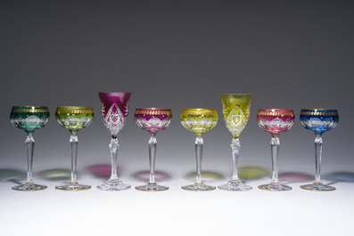 Eight partly coloured overlay cut crystal glasses, six of which with gilt design, Belgium, Val Saint Lambert, 20th C.
