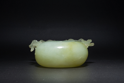 Three Chinese hardstone carvings, 19th/20th C.