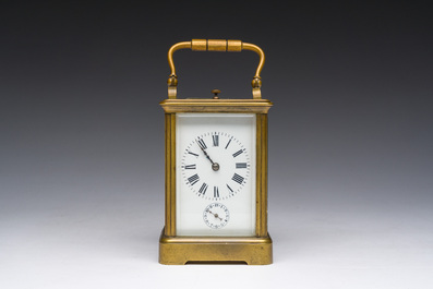 A French brass carriage clock, 19th C.