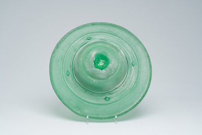 Five pieces of fruit and vegetables in coloured blown glass with a matching bowl, Gunnel Sahlin for Kosta Boda, 1990s