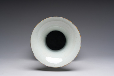 A Chinese famille rose 'flower baskets' vase, 19th C.