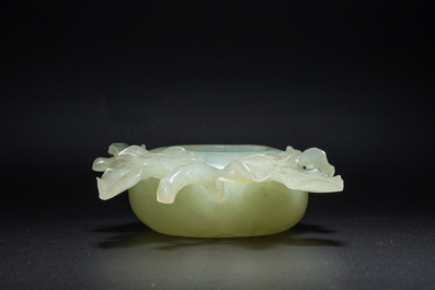 Three Chinese hardstone carvings, 19th/20th C.