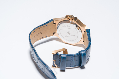 A silver Gucci necklace, a Maserati 'Potenza' wristwatch and a Grovana 'Swiss Alpine Military' wristwatch, 20th/21st C.