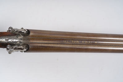 A French double barrel percussion shotgun with damask barrels and engraved breechblocks, marked 'Vrai Tordu Rubans', 19th C.