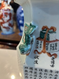 Een zeshoekige Chinese famille rose vaas met Wu Shuang Pu decor, 19de eeuw