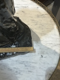 George Minne (1866-1941): Les Trois Saintes Femmes, bruin-zwartgepatineerd brons, met gieterijstempel De Groeve (1896)