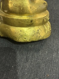Een Chinese verguld bronzen figuur van Boeddha, 19de eeuw