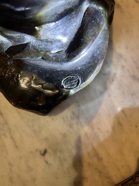 George Minne (1866-1941): Les Trois Saintes Femmes, bruin-zwartgepatineerd brons, met gieterijstempel De Groeve (1896)