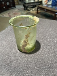 Drie Romeinse glazen flesjes, 1ste/4de eeuw