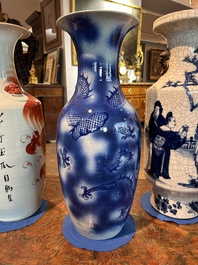 A Chinese blue and white 'dragons' vase, 19th C.