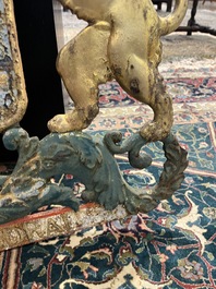 A Dutch polychrome and gilt cast iron 'Je maintiendrai' wall plaque, ca. 1900