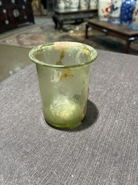 Drie Romeinse glazen flesjes, 1ste/4de eeuw