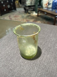 Drie Romeinse glazen flesjes, 1ste/4de eeuw