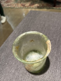 Drie Romeinse glazen flesjes, 1ste/4de eeuw