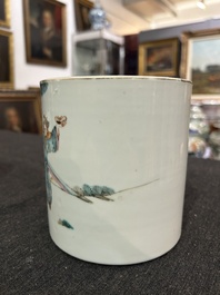 A Chinese famille rose brush pot and a qianjiang cai bowl, 19th/20th C.