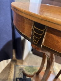 Jean-Joseph Chapuis (1765-1864): A brass inlaid wooden gueridon on four curved supports, first quarter 19th C.