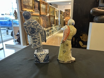 Five Chinese famille rose and blue and white sculptures, 19th/20th C.