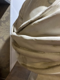 A patinated plaster bust of Napoleon Bonaparte, 19th/20th C.