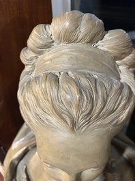 Franse school, navolger van Felix Lecomte (1737-1817): Buste van Marie Antoinette, gepatineerd terracotta op marmeren voet, ca. 1900