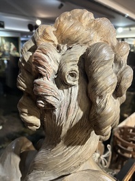 Franse school, navolger van Felix Lecomte (1737-1817): Buste van Marie Antoinette, gepatineerd terracotta op marmeren voet, ca. 1900