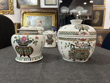 Five Chinese famille rose wares with antiquities design, 19th C.