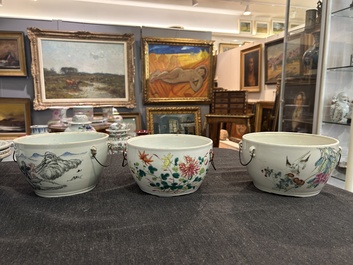 Three Chinese famille rose and qianjiang cai warming bowls and covers, 19th/20th C.