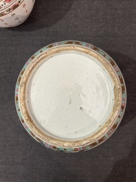 Five Chinese famille rose wares with antiquities design, 19th C.