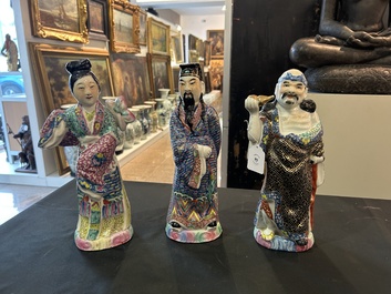Five Chinese famille rose and blue and white sculptures, 19th/20th C.
