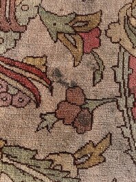 A Turkish Sivas rug with central medallion and floral design, wool on cotton, 20th C.