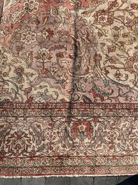 A Turkish Sivas rug with central medallion and floral design, wool on cotton, 20th C.