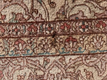 A Turkish Sivas rug with central medallion and floral design, wool on cotton, 20th C.