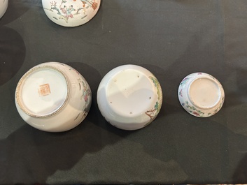 Een diverse collectie Chinees qianjiang cai en famille rose porselein, 19de/20ste eeuw