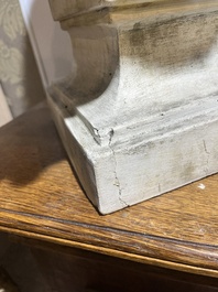 A patinated plaster bust of Napoleon Bonaparte, 19th/20th C.