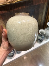 Seven Chinese monochrome wares, 18th/20th C.