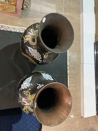 A pair of Chinese cloisonn&eacute; dragon vases, 19th/20th C.